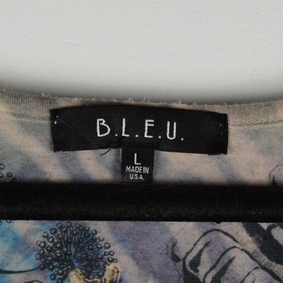 B.L.U.E. Rhinestone & Sea Themed Drawstring Top - Picture 5 of 8